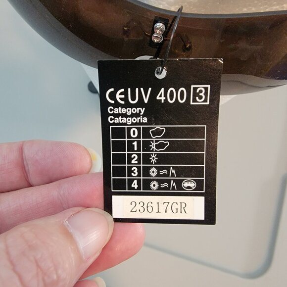 Brown Tortoise Shell Color Plastic Sunglasses w Rhinestone Details - Picture 8 of 9